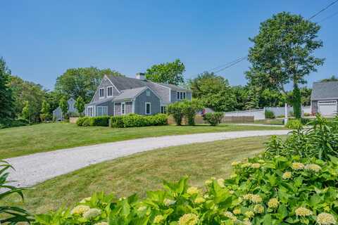11 Seaside Avenue, Dennis, MA 02638