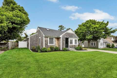 18 Rainbow Road, West Yarmouth, MA 02673