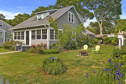 14 Bayside Avenue, Wareham, MA 02571