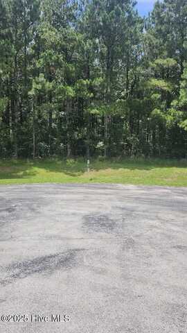 105 Zachary Court, Beaufort, NC 28516