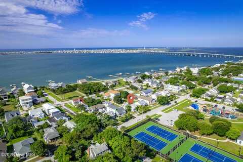 1505 Shepard Street, Morehead City, NC 28557