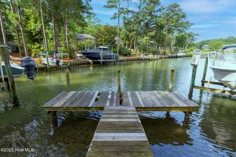 117 White Ash Drive, Pine Knoll Shores, NC 28512