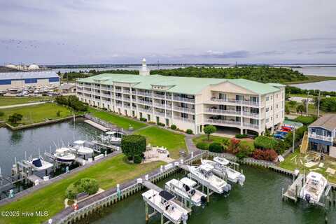 212 Old Causeway Road, Beaufort, NC 28516