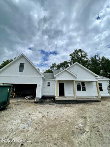 169 Howard Road, Newport, NC 28570