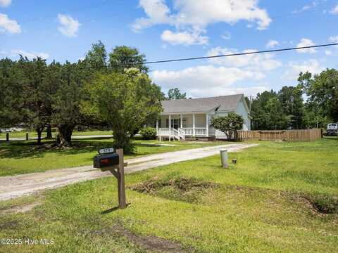 579 Hubert Boulevard, Hubert, NC 28539