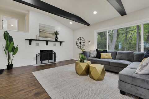7980 Newark Road, Mount Vernon, OH 43050