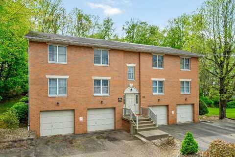 1399 Pleasant Valley Drive, Coshocton, OH 43812