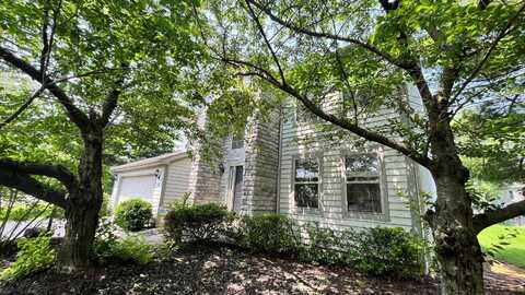 624 Village Park Drive, Powell, OH 43065