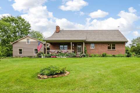 596 Stump Hollow Road SE, Lancaster, OH 43130
