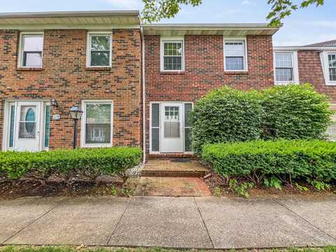 576 Pamlico Street, Columbus, OH 43228