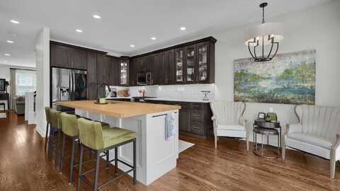 1098 Oregon Avenue, Columbus, OH 43201