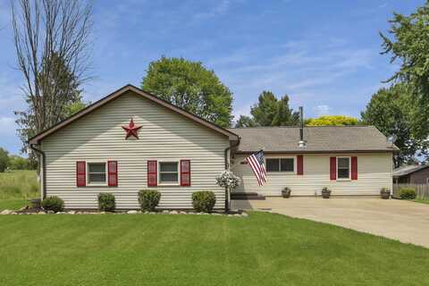 748 Country Club Drive, Howard, OH 43028