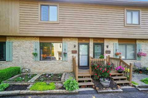 95 David Square, Westerville, OH 43081