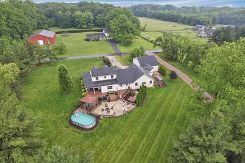 8270 Windy Hollow Road, Johnstown, OH 43031
