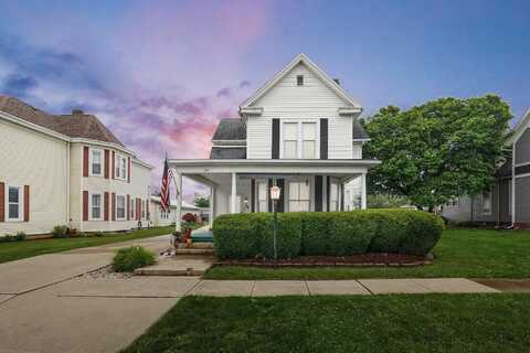 28 Woodland Avenue, Kingston, OH 45644
