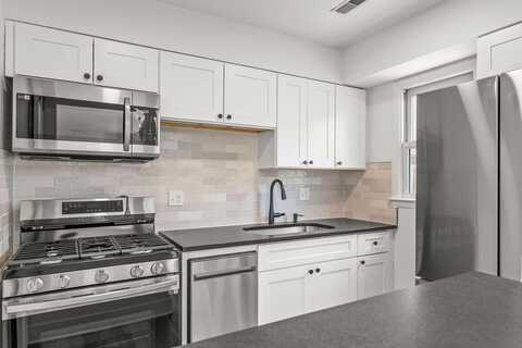 251 E Kossuth Street, Columbus, OH 43206
