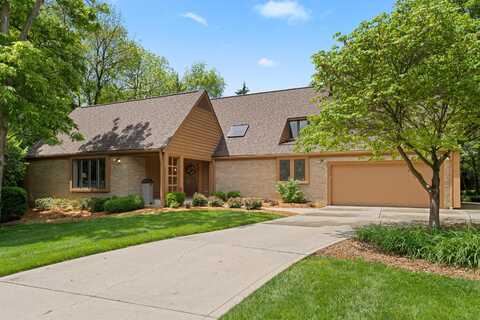 3715 Surrey Hill Place, Upper Arlington, OH 43220
