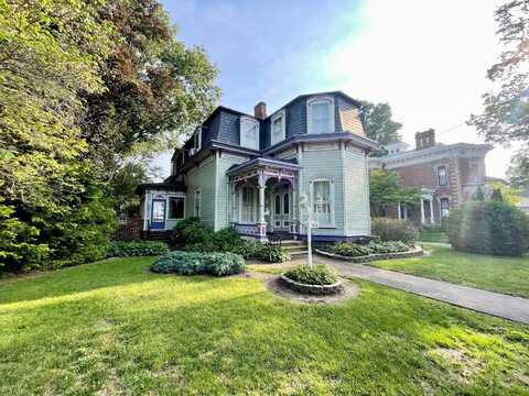 504 E High Street, Mount Vernon, OH 43050