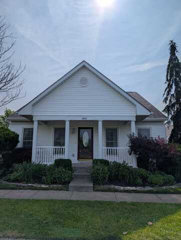2452 Rosecrest Street, Grove City, OH 43123