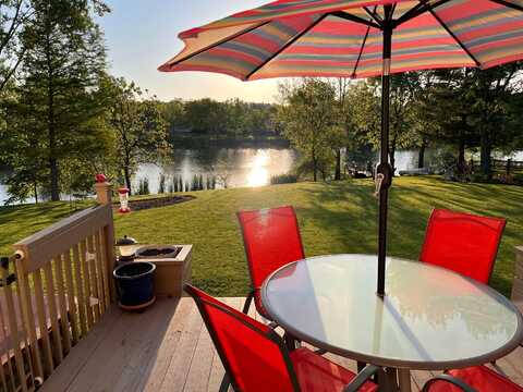 488 Springwood Lake Drive, Columbus, OH 43230