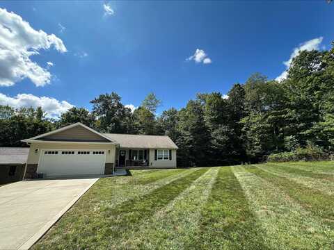 577 Floral Valley Drive W, Howard, OH 43028