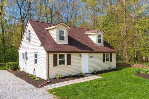 8301 Bennington Chapel Road, Centerburg, OH 43011