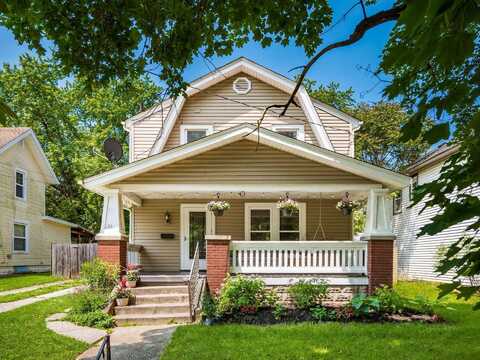 34 Columbus Avenue, Delaware, OH 43015