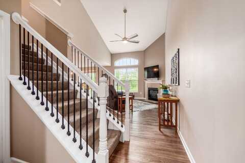 97 Lakes At Cheshire Drive, Delaware, OH 43015