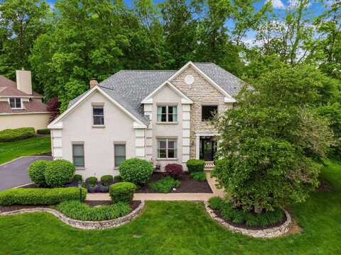 2655 Aikin Circle S, Lewis Center, OH 43035