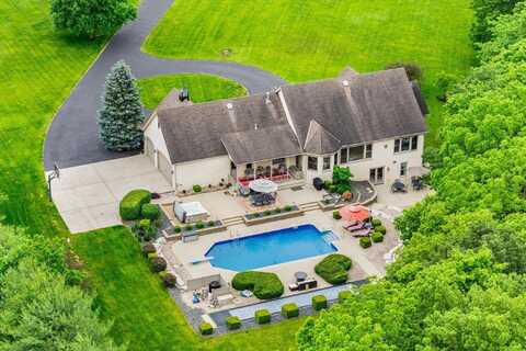 390 Edgington Drive, Plain City, OH 43064