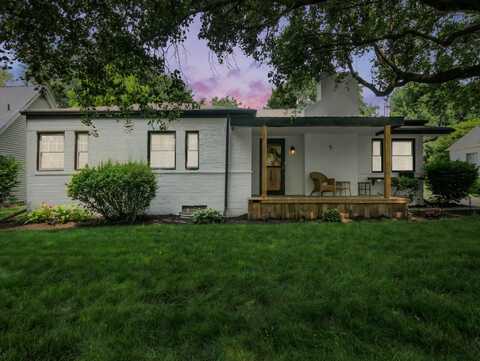5 Whitaker Dr Drive, London, OH 43140