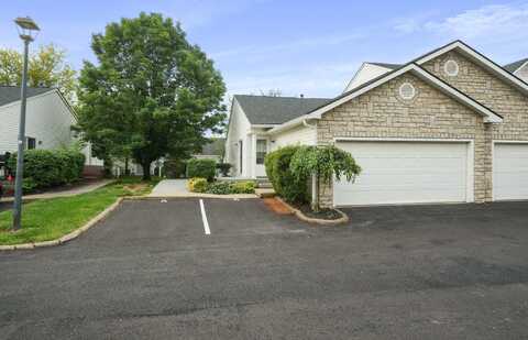 4655 Parrau Drive, Columbus, OH 43228