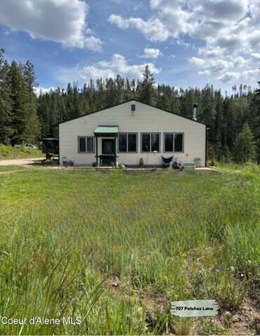 707 Patches Ln, Saint Maries, ID 83861