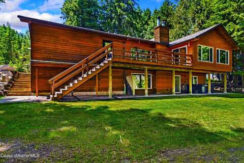 1205 Wooded Acres Dr, Sagle, ID 83860