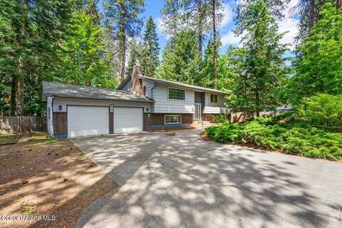 4277 W FAIRWAY DR, Coeur D Alene, ID 83815