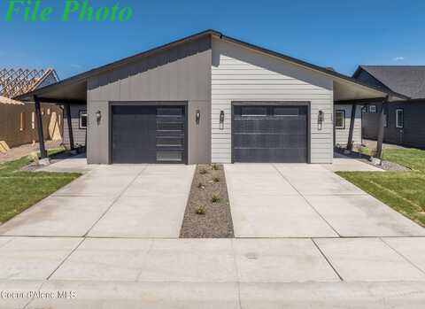 7865 N Mocha Lp, Coeur D Alene, ID 83815