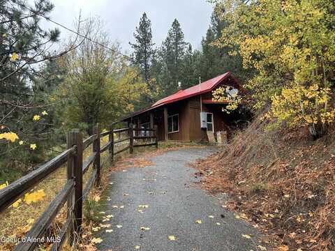537 Pine St, Mullan, ID 83846