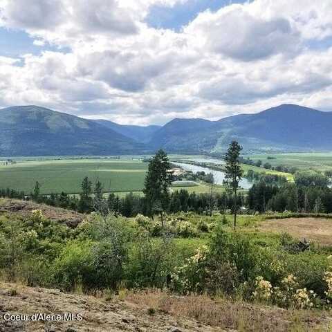 8 Splendor Mount Way, Bonners Ferry, ID 83805