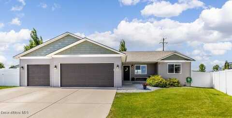 13257 N Zodiac Lp, Rathdrum, ID 83858