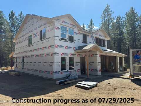 7832 N Autry Ln, Athol, ID 83801