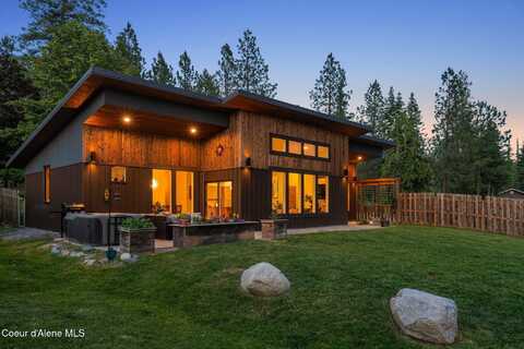 55 Sunray Dr, Hope, ID 83836