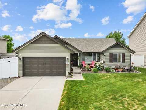 7057 N Caracara Ln, Coeur D Alene, ID 83815
