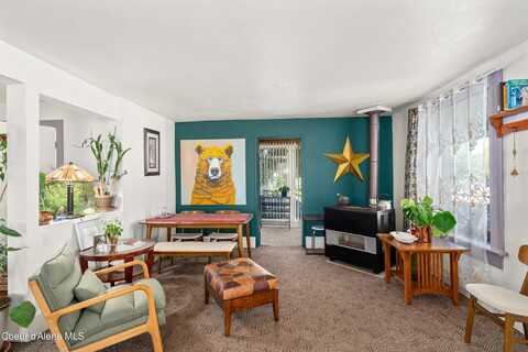 610 W Emma Ave, Coeur D Alene, ID 83814