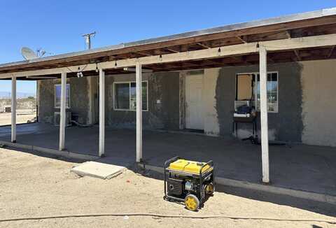 1204 Shore Garden Street, Thermal, CA 92274