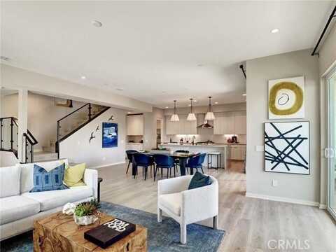 792 Obsidian Loop East Loop E, Palm Springs, CA 92264