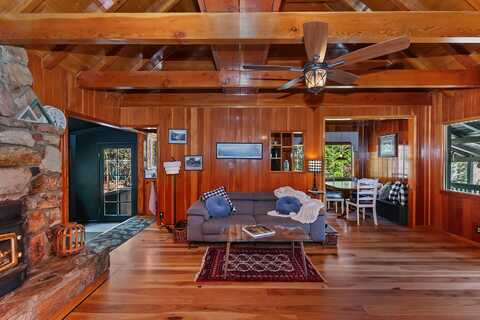 300 E Aeroplane Boulevard, Big Bear City, CA 92314