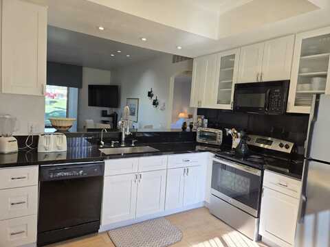 67356 S Chimayo Drive, Cathedral City, CA 92234