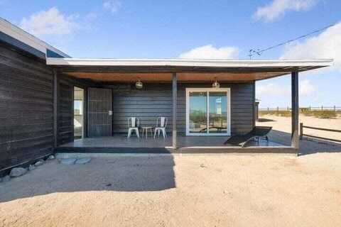 1524 Mile Square Road, Joshua Tree, CA 92252