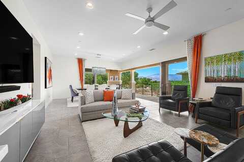 1004 Retreat Circle, Palm Desert, CA 92260
