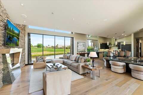 72 Royal Saint Georges Way, Rancho Mirage, CA 92270